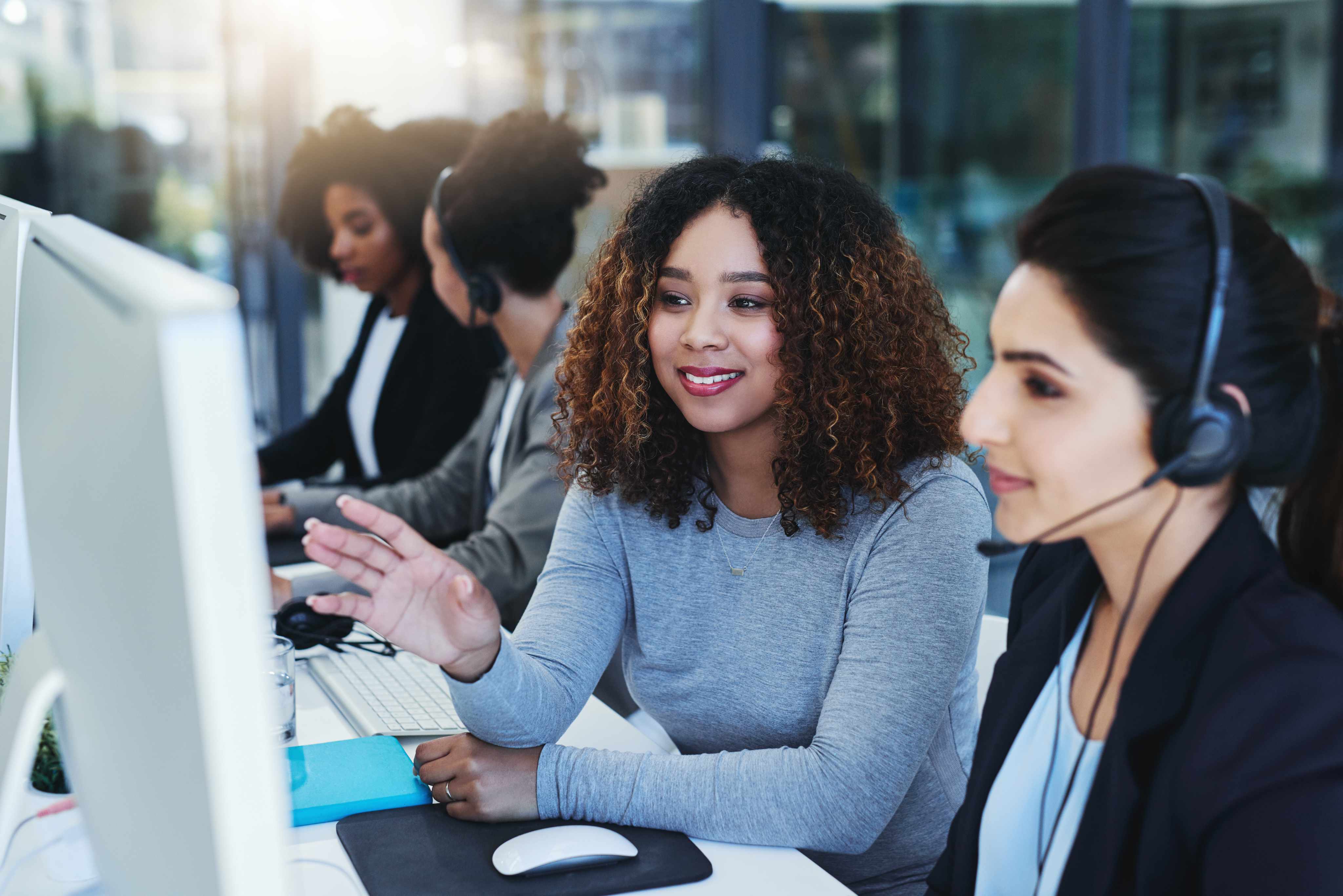 AI-driven Learning in Contact Centers