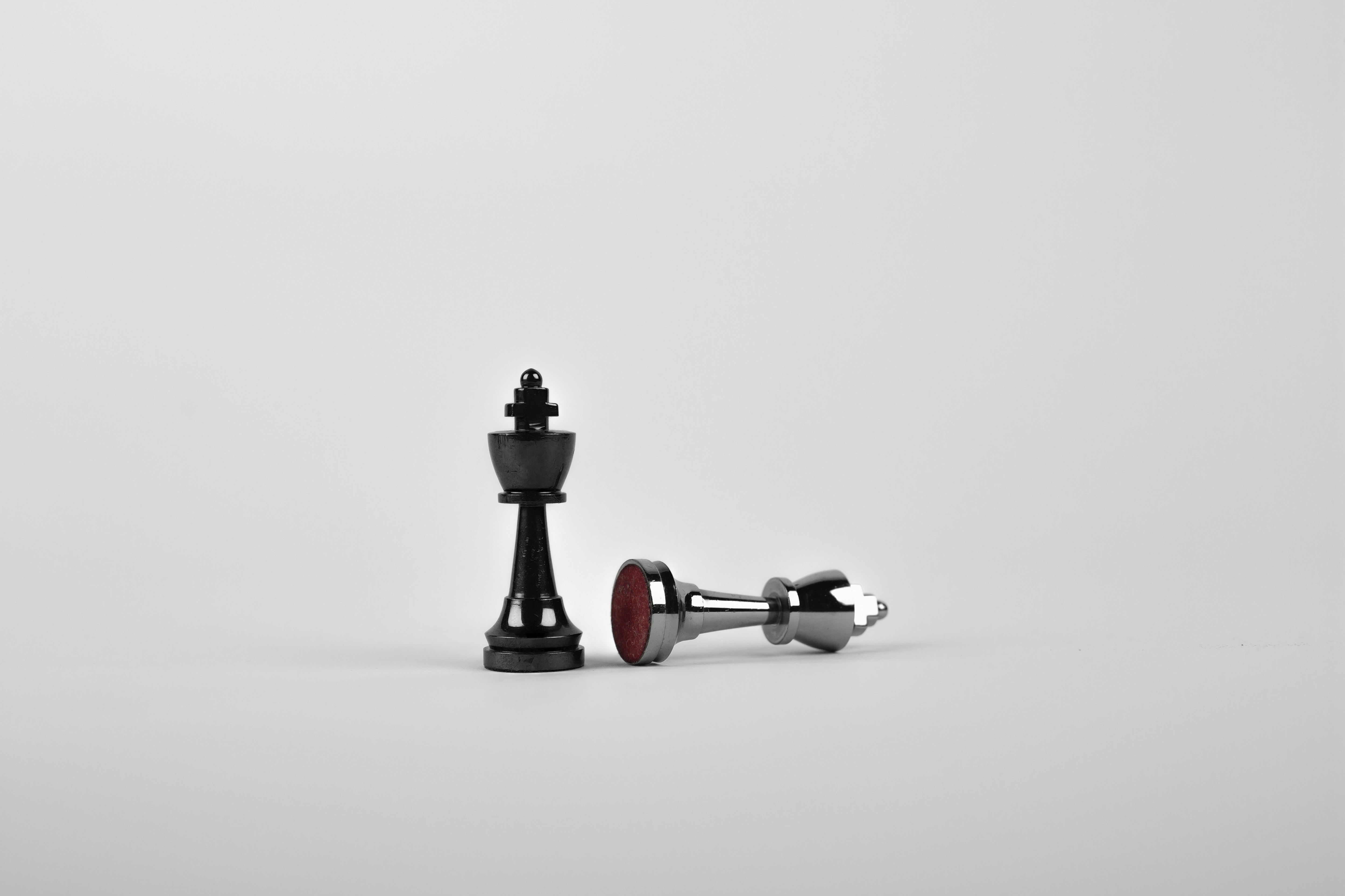 battle-black-board-game-chess-411207